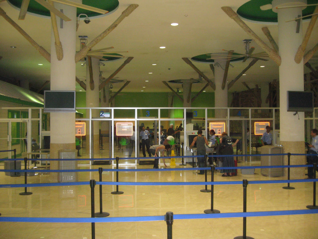 Flughafen Punta Cana Airport Ein Ausreise Playa Bavaro De